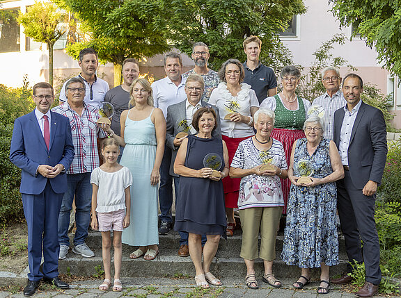 Ehrenamtshand von Wels-Land ÖVP Wels-Land